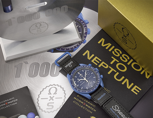 Omega x Swatch Bioceramic MoonSwatch, Mission to Neptune, Moonshine Gold 